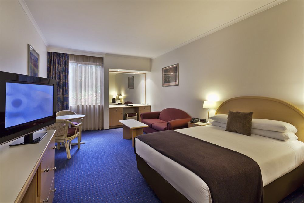 Quality Hotel Manor Mitcham Ngoại thất bức ảnh