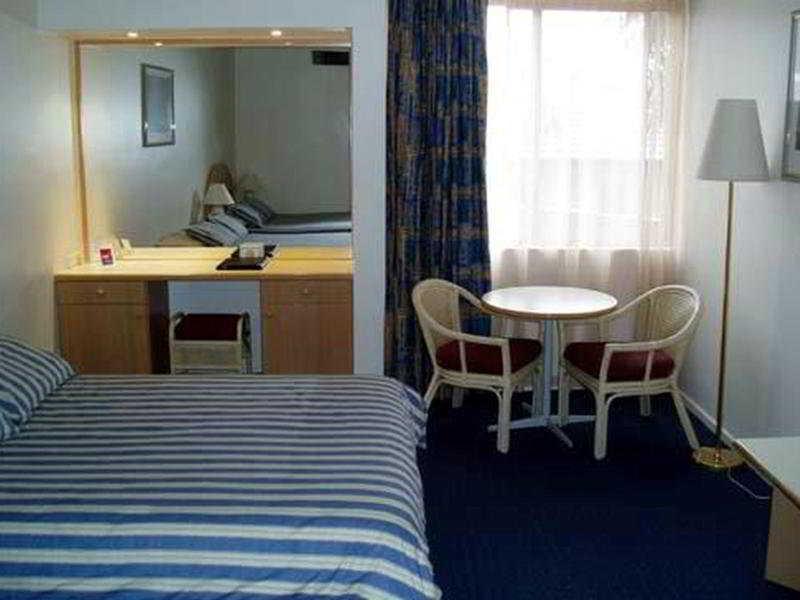 Quality Hotel Manor Mitcham Ngoại thất bức ảnh