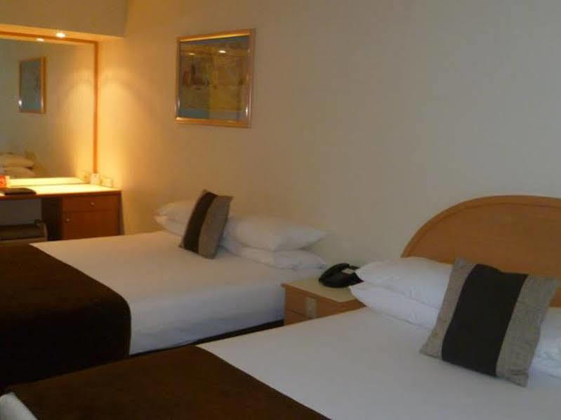 Quality Hotel Manor Mitcham Ngoại thất bức ảnh