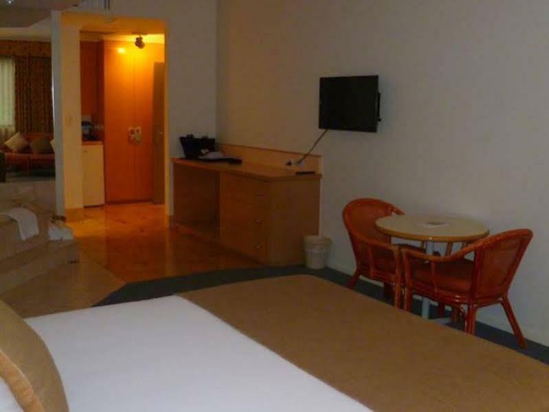 Quality Hotel Manor Mitcham Ngoại thất bức ảnh